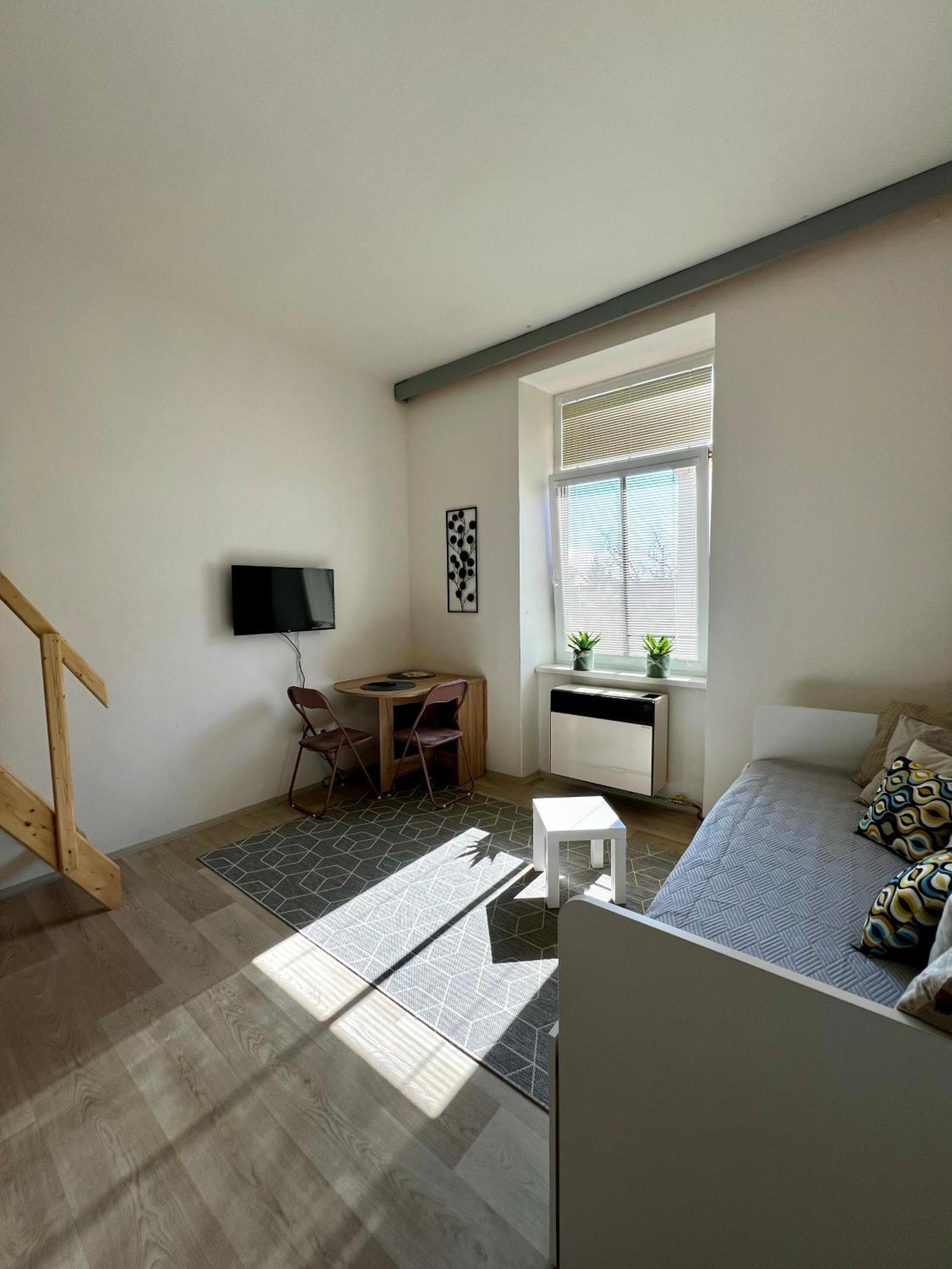 Apartman Zlata Hvezda Ceske Budejovice Ngoại thất bức ảnh
